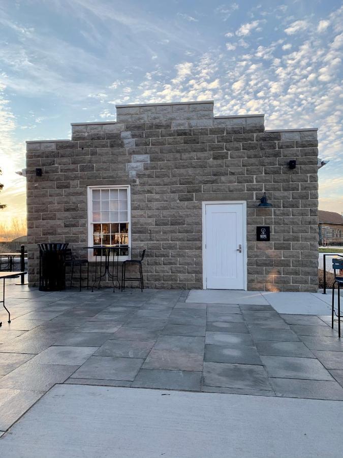 Hotel Millwright Amana Exterior photo