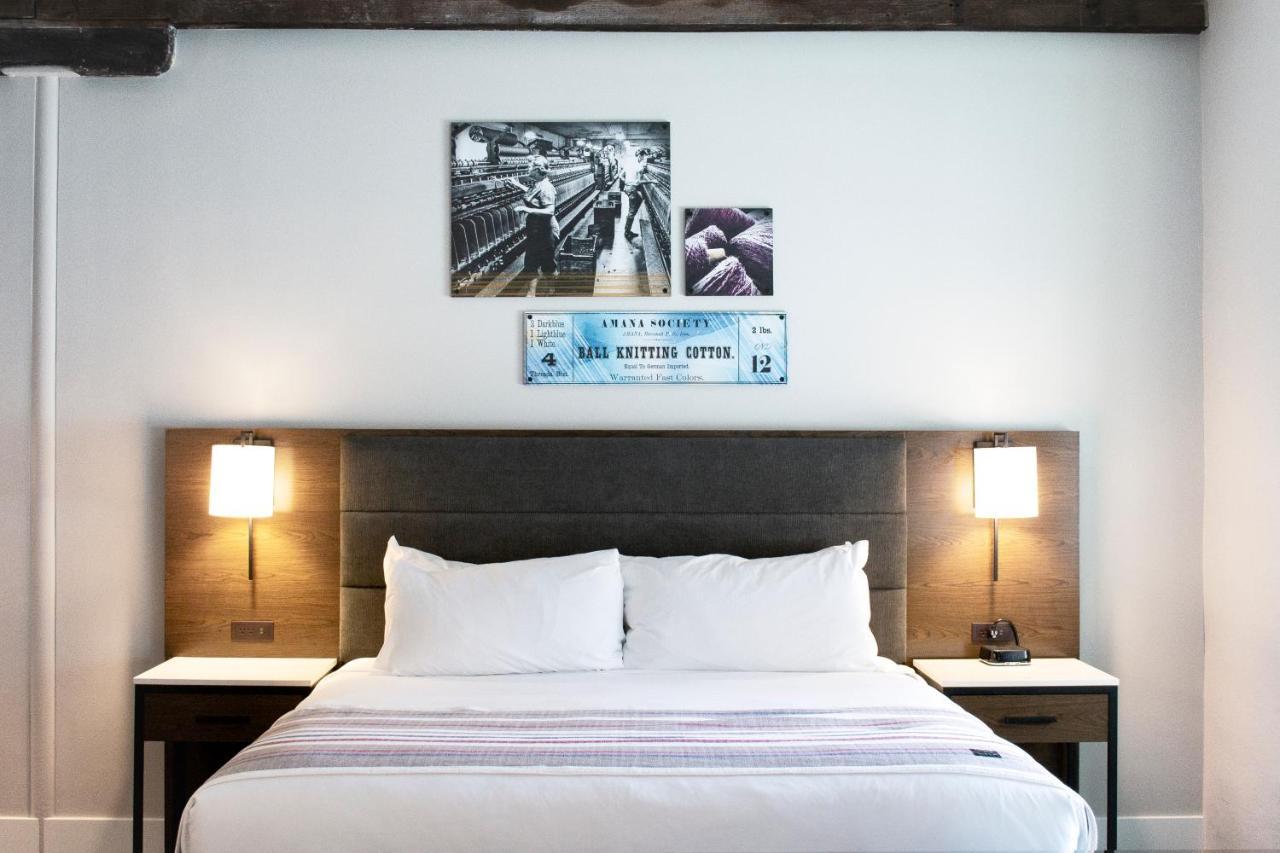 Hotel Millwright Amana Exterior photo